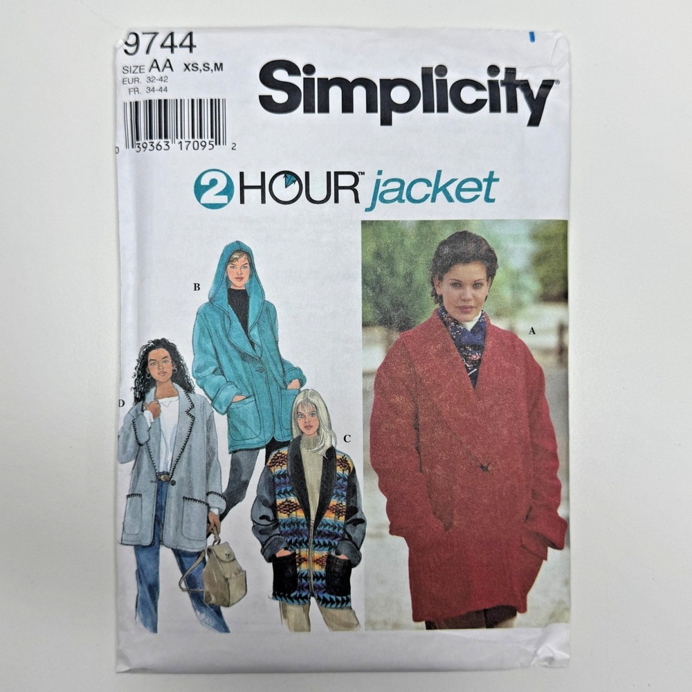 SIMPLICITY 9744 Uncut Sewing Pattern XS S M Womens Unlined Jacket Pockets Fleece